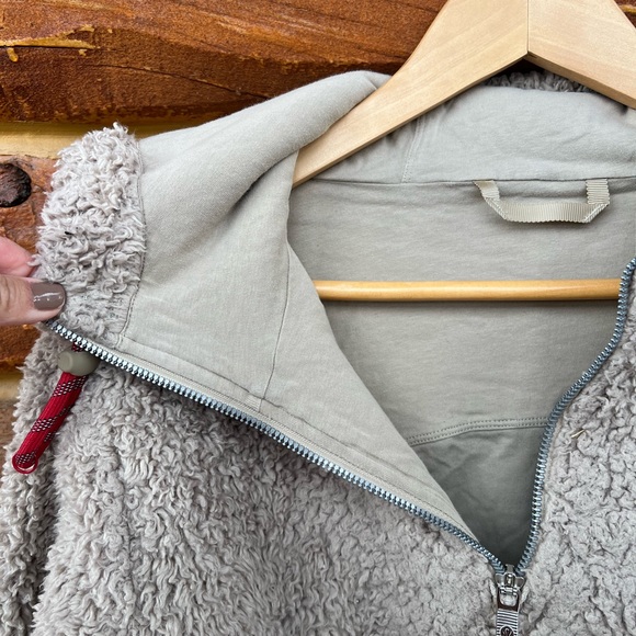Lululemon Sherpa Fleece Pullover Hoodie Small - Picture 4 of 4
